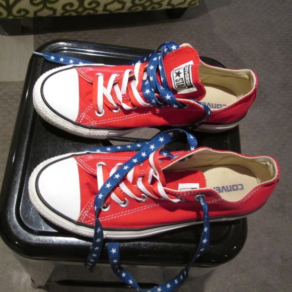 converse patriotic shoes